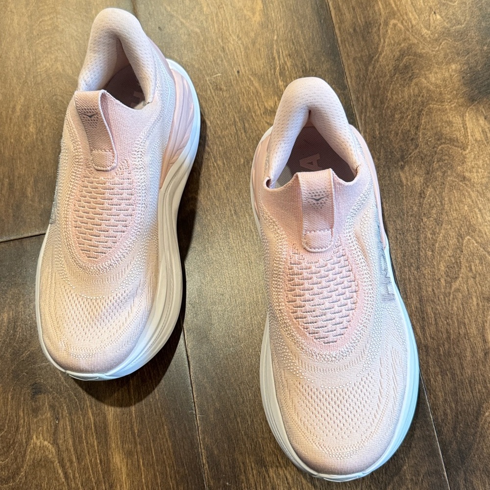 HOKA Skyward Laceless Recovery Sneaker - Picture 5 of 16